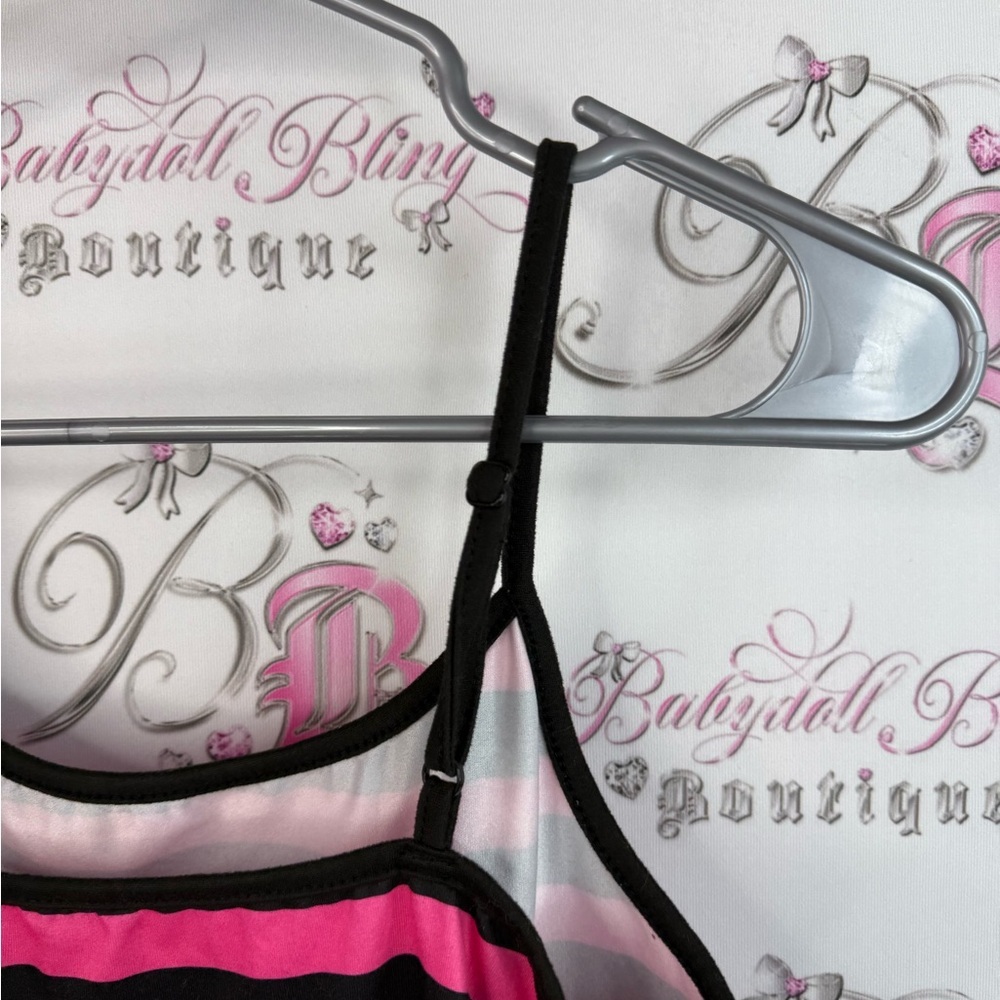 Tank top Y2K skull stripes candy Pink and Black Striped Tank Top Skull Design - Picture 8 of 10
